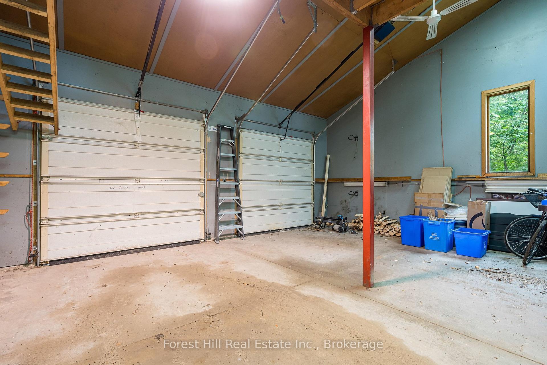 Photo 8 of 23 Silver Creek Drive, Collingwood — HOMEH
