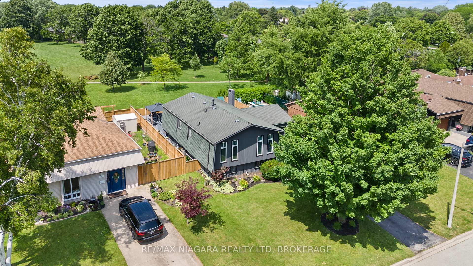 Photo 35 of 14 The Cedars, St. Catharines, Vine/Linwell — HOMEH