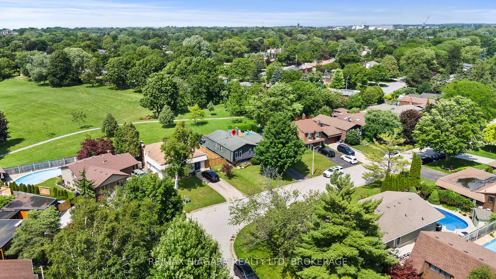 Photo 36 of 14 The Cedars, St. Catharines, Vine/Linwell — HOMEH