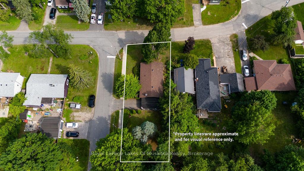 Photo 5 of 880 Sarah Street N, Gravenhurst, Muskoka (S) — HOMEH