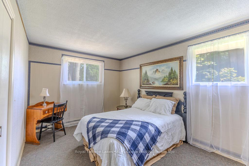 Photo 19 of 880 Sarah Street N, Gravenhurst, Muskoka (S) — HOMEH