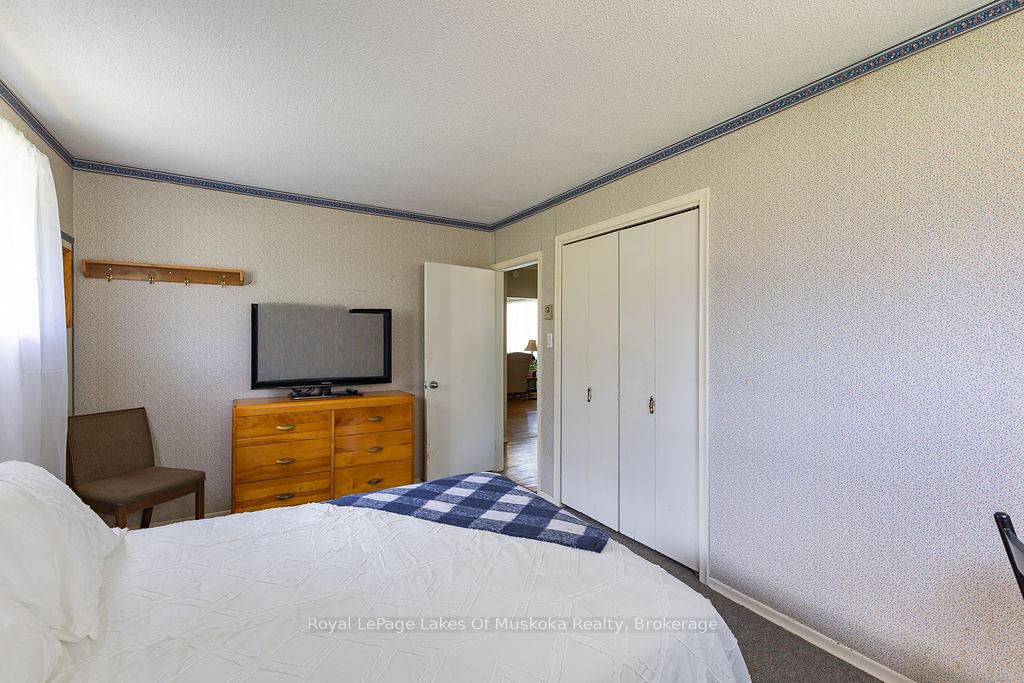 Photo 20 of 880 Sarah Street N, Gravenhurst, Muskoka (S) — HOMEH
