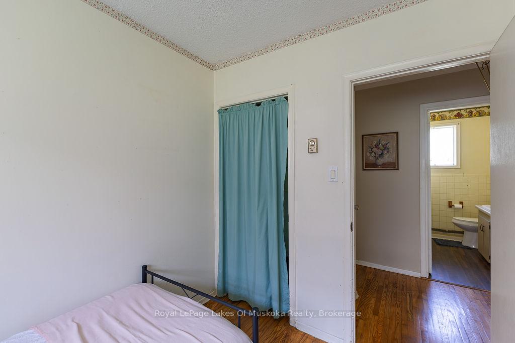 Photo 21 of 880 Sarah Street N, Gravenhurst, Muskoka (S) — HOMEH