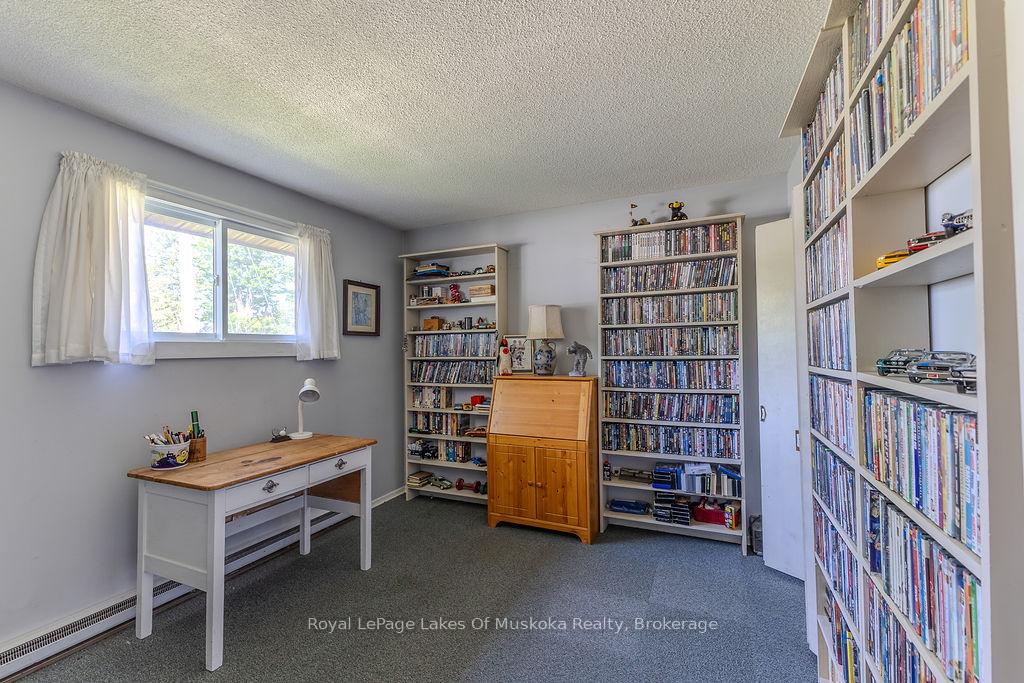 Photo 25 of 880 Sarah Street N, Gravenhurst, Muskoka (S) — HOMEH