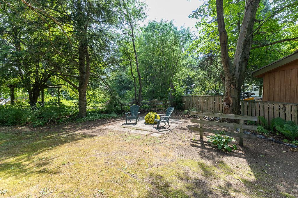 Photo 31 of 880 Sarah Street N, Gravenhurst, Muskoka (S) — HOMEH