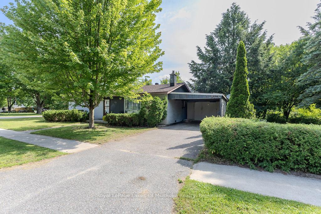 Photo 37 of 880 Sarah Street N, Gravenhurst, Muskoka (S) — HOMEH
