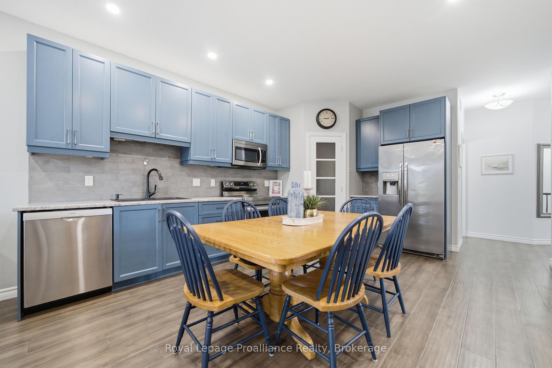 Photo 13 of 39 Cypress Drive, Belleville, Thurlow Ward — HOMEH