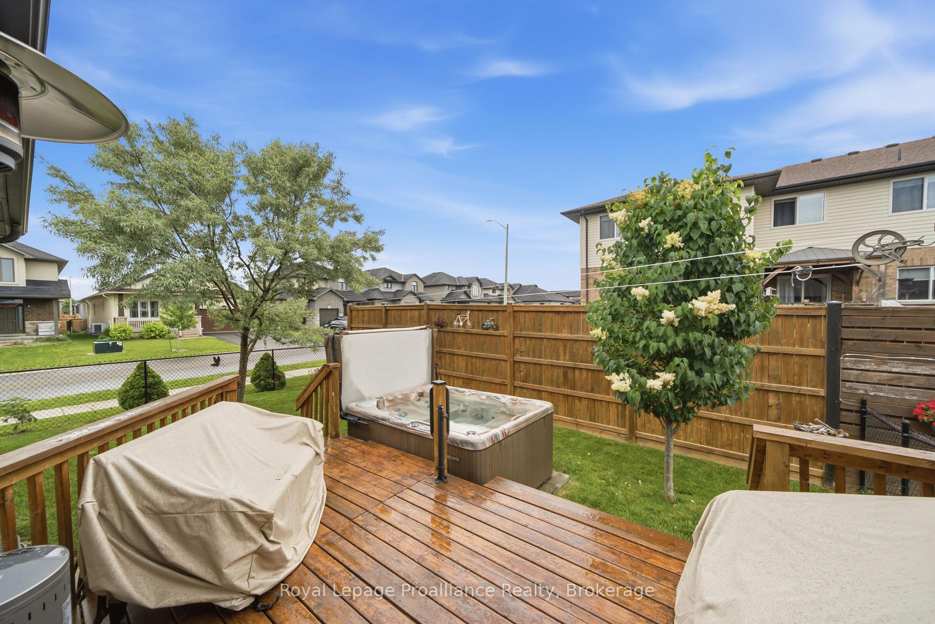 Photo 38 of 39 Cypress Drive, Belleville, Thurlow Ward — HOMEH