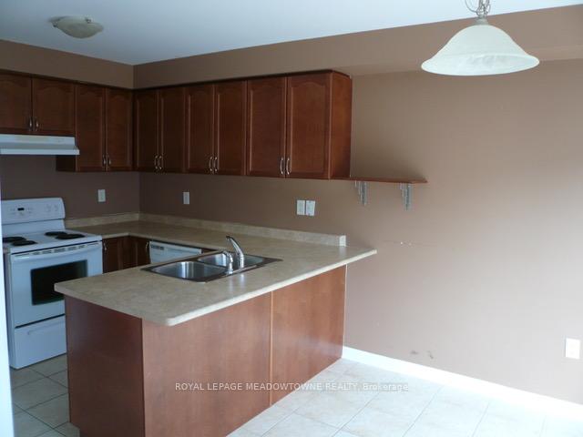Photo 3 of 1062 Wickson Way, Milton, Beaty — HOMEH