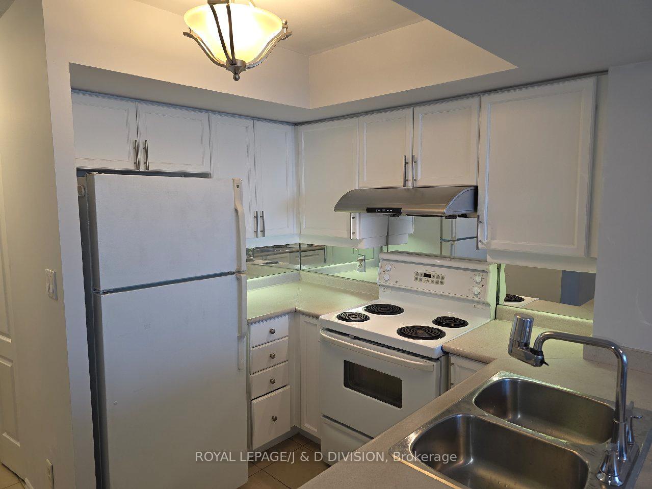 Photo 4 of Unit 2103, 3 Rean Drive, North York, Bayview Village — HOMEH
