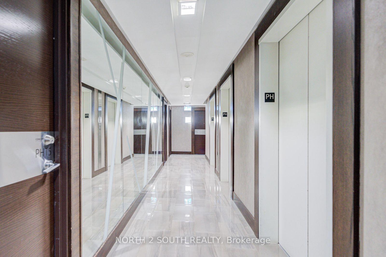 Photo 3 of Unit Ph11, 21 Iceboat Terrace, Toronto, Waterfront Communities — HOMEH