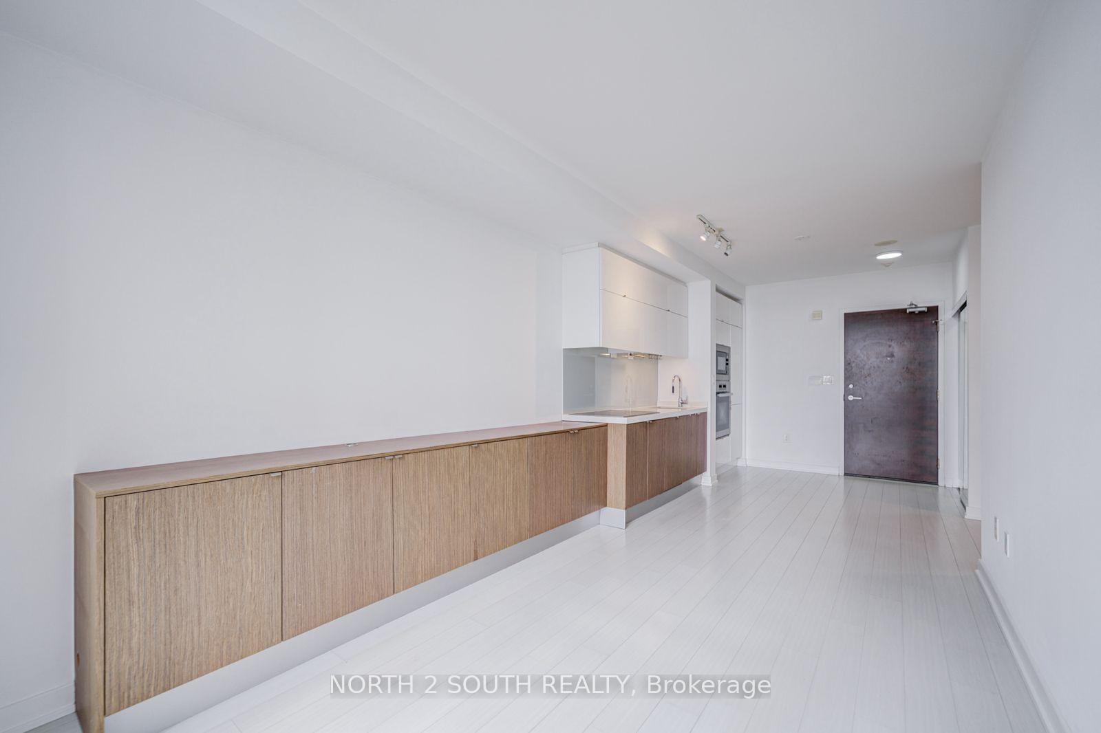 Photo 11 of Unit Ph11, 21 Iceboat Terrace, Toronto, Waterfront Communities — HOMEH