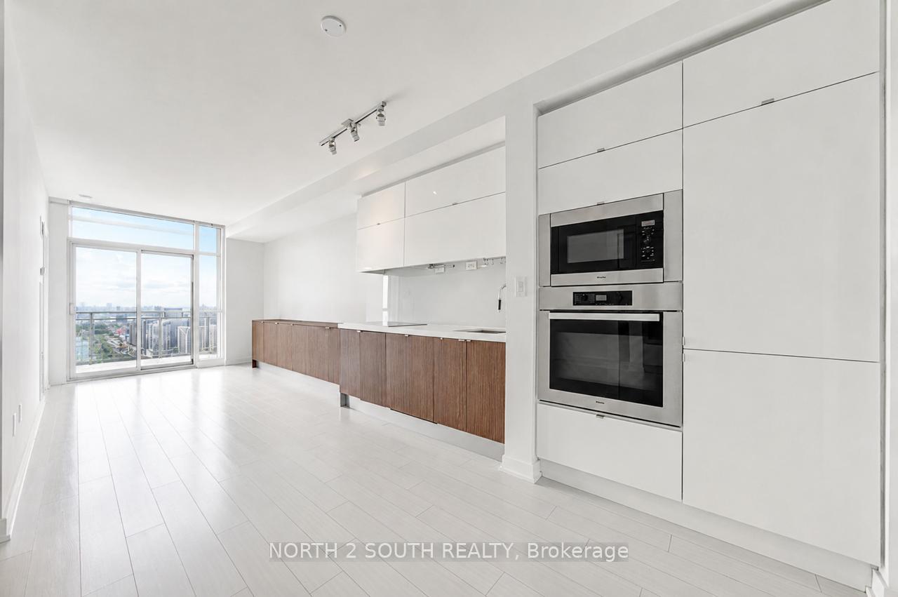 Photo 14 of Unit Ph11, 21 Iceboat Terrace, Toronto, Waterfront Communities — HOMEH