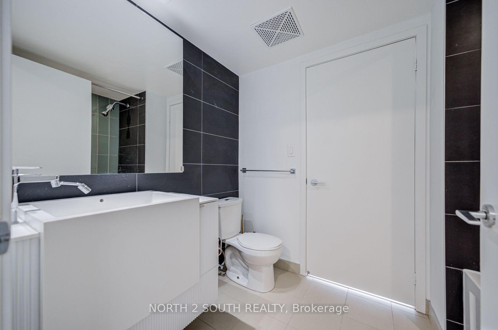 Photo 26 of Unit Ph11, 21 Iceboat Terrace, Toronto, Waterfront Communities — HOMEH