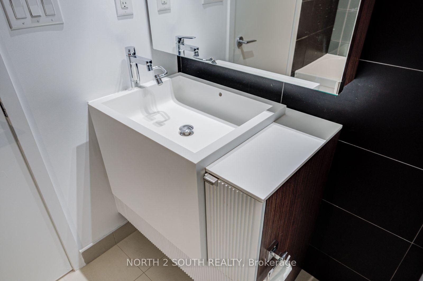 Photo 27 of Unit Ph11, 21 Iceboat Terrace, Toronto, Waterfront Communities — HOMEH