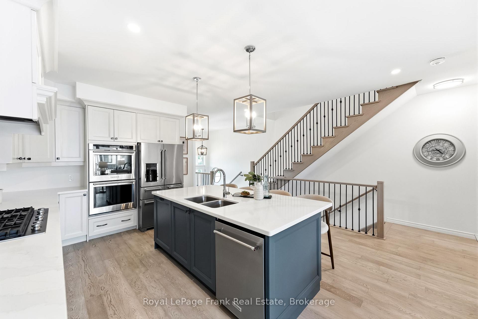 Photo 10 of 27 Shand Lane, Scugog, Port Perry — HOMEH