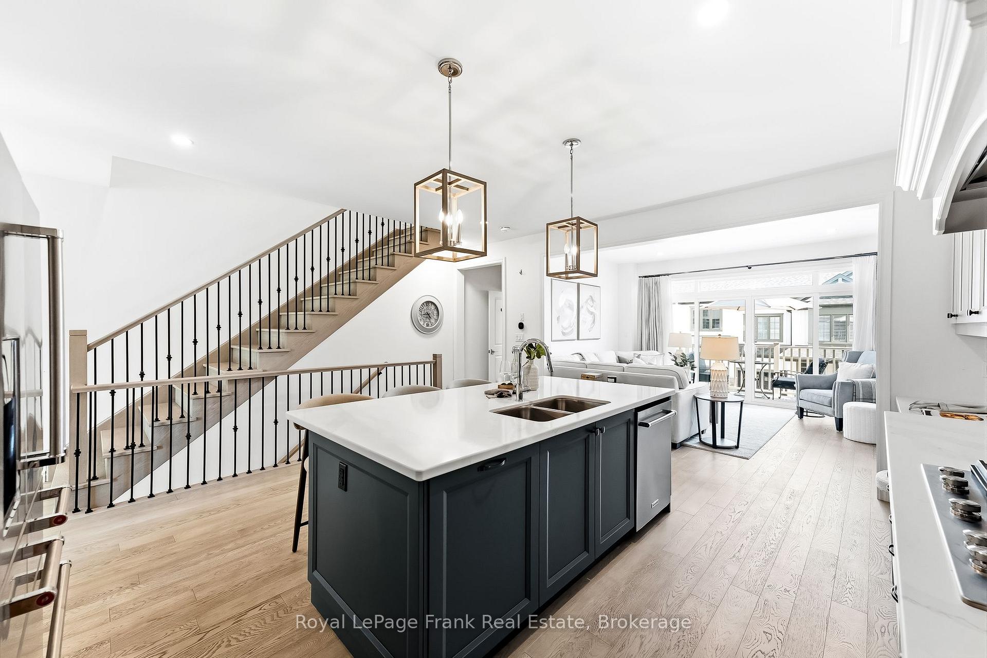 Photo 11 of 27 Shand Lane, Scugog, Port Perry — HOMEH