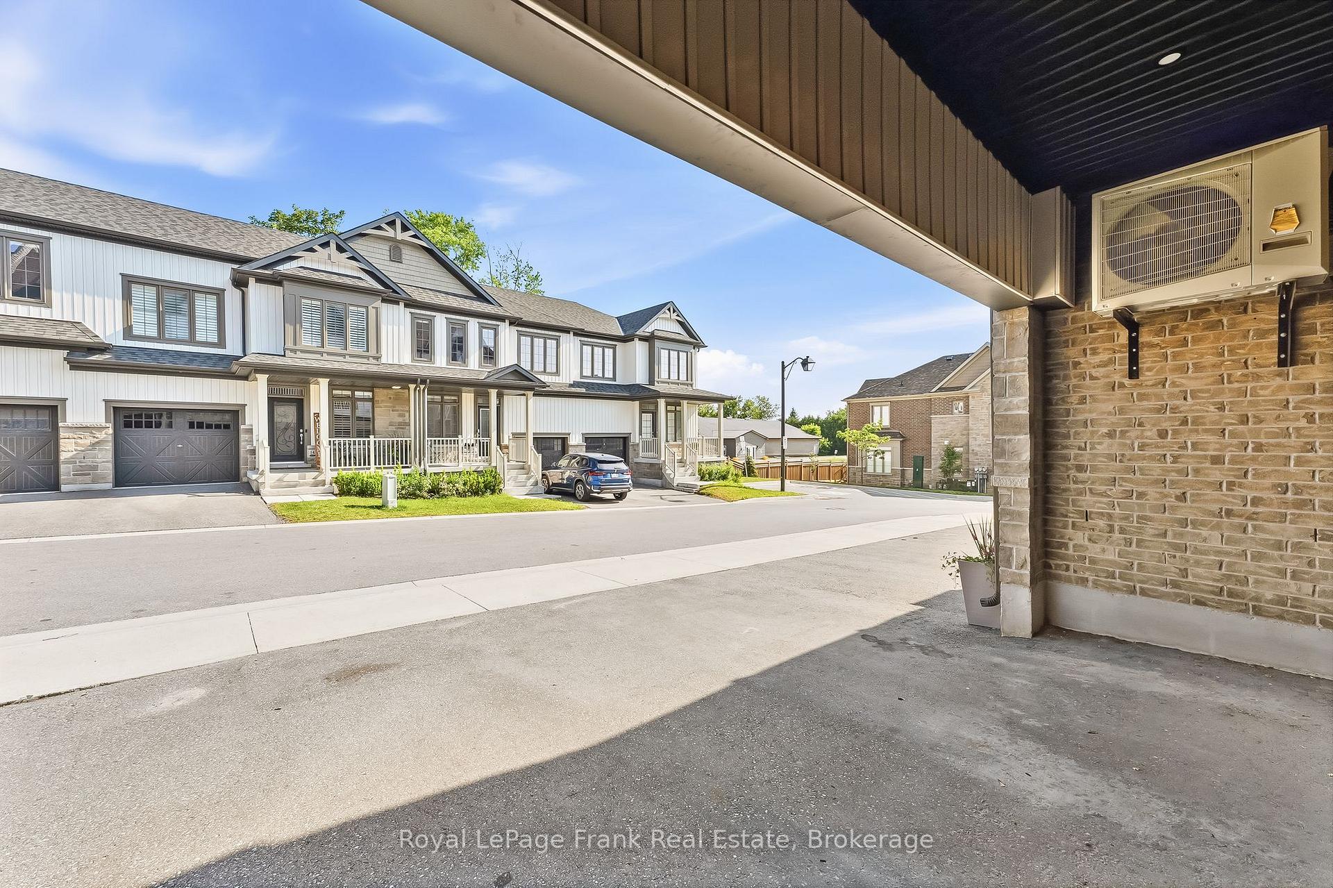 Photo 37 of 27 Shand Lane, Scugog, Port Perry — HOMEH