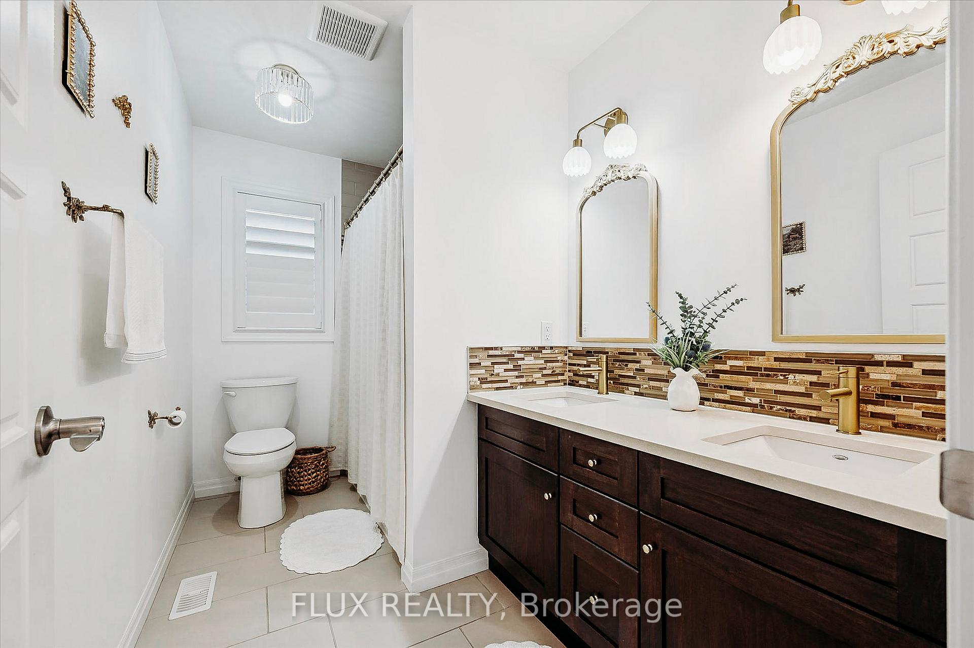 Photo 23 of 157 Eaglecrest Street, Waterloo, University Downs — HOMEH