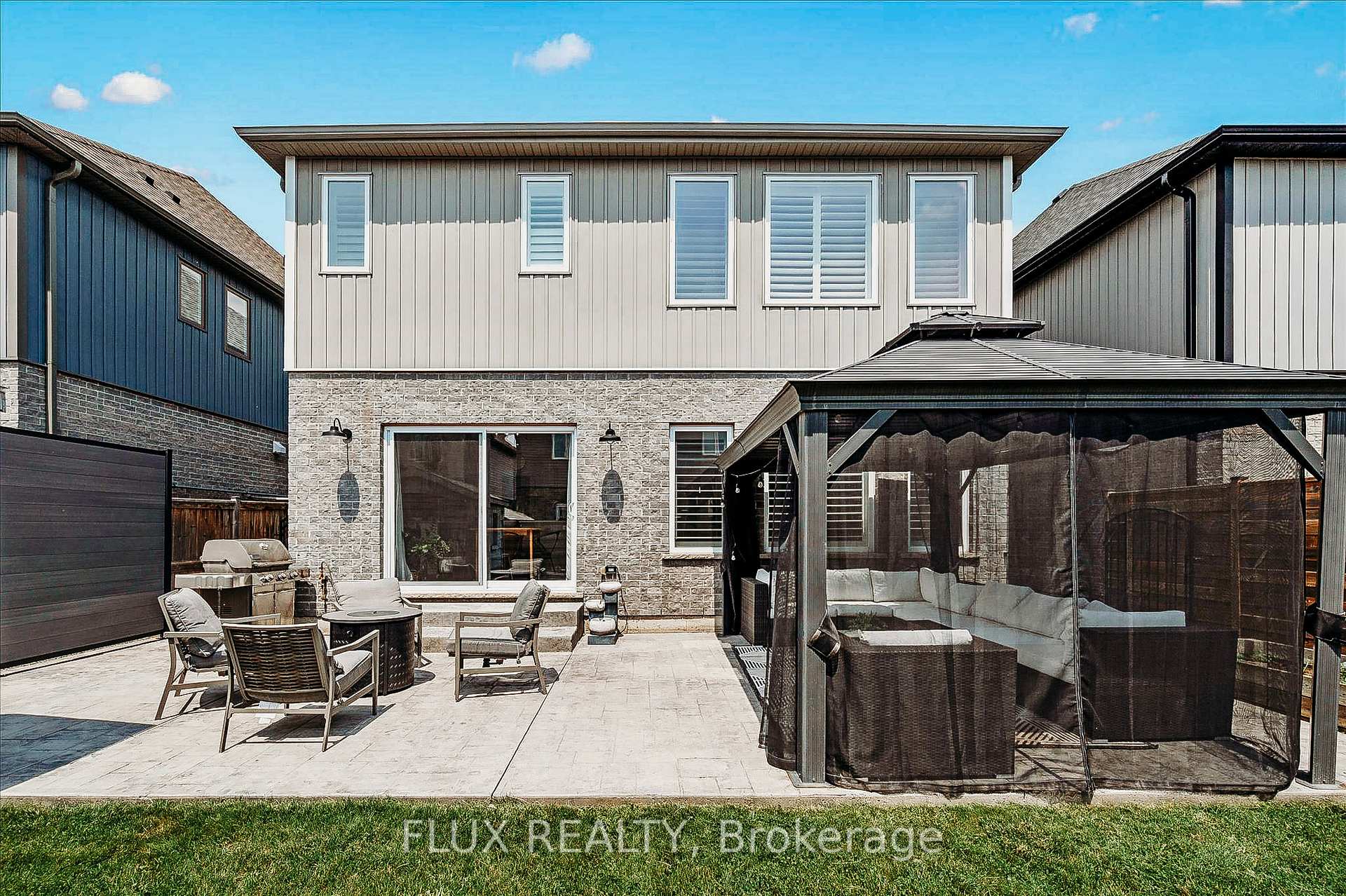 Photo 36 of 157 Eaglecrest Street, Waterloo, University Downs — HOMEH