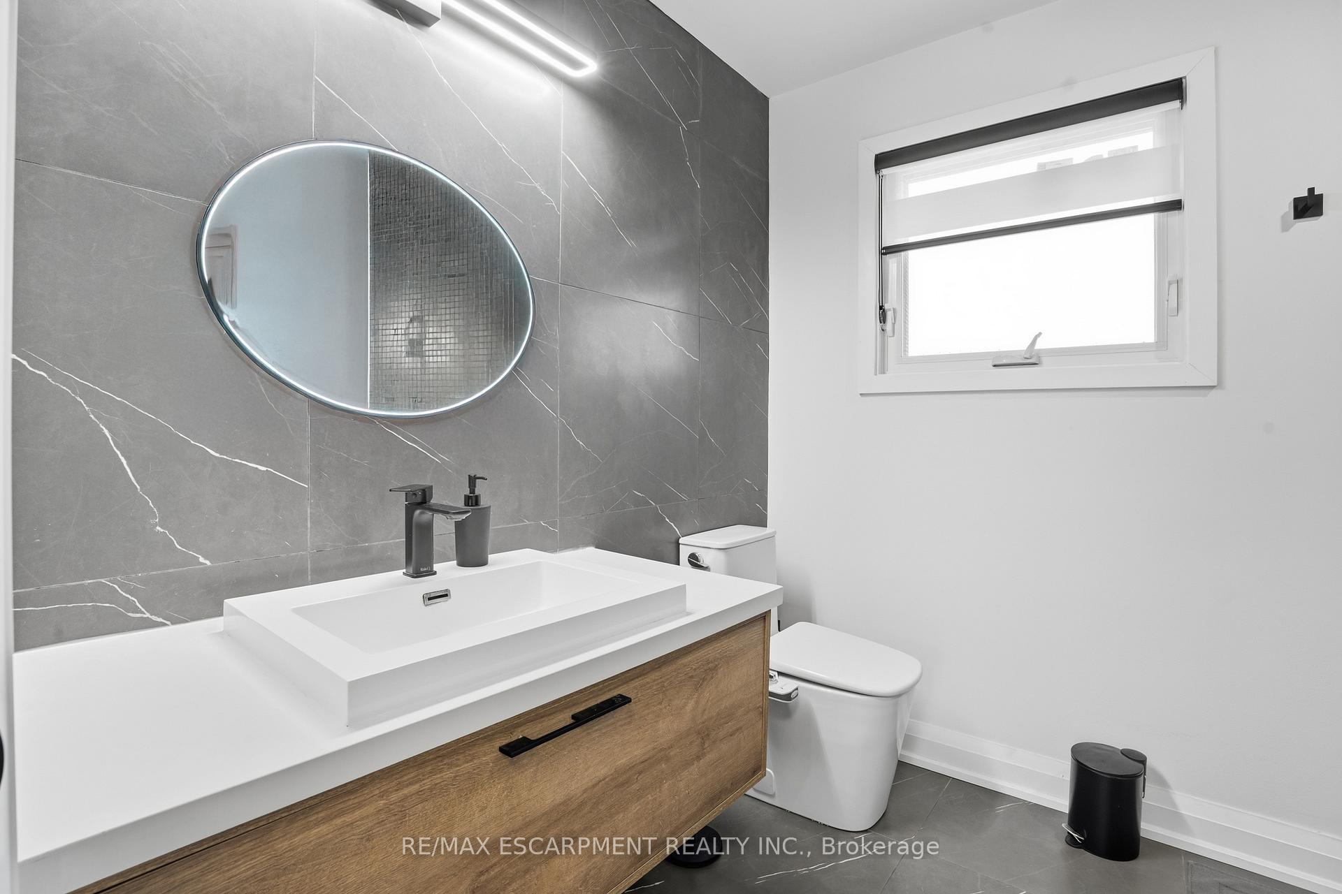 Photo 22 of 108 Greenshire Drive, Hamilton, Gilkson — HOMEH