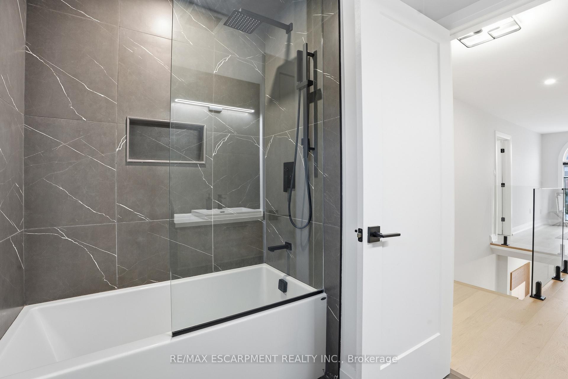 Photo 23 of 108 Greenshire Drive, Hamilton, Gilkson — HOMEH