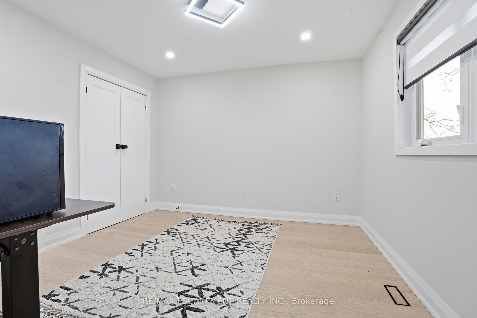 Photo 28 of 108 Greenshire Drive, Hamilton, Gilkson — HOMEH