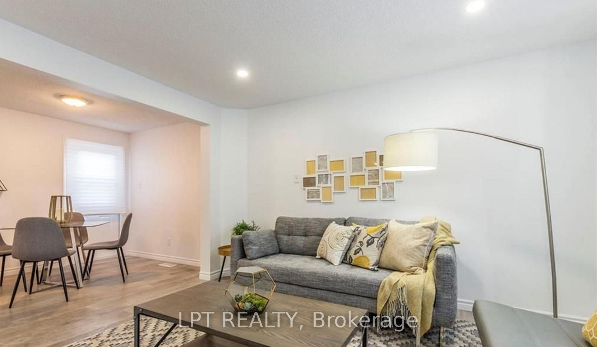 Photo 3 of 224 A Portsmouth Gate, Waterloo, Westvale — HOMEH