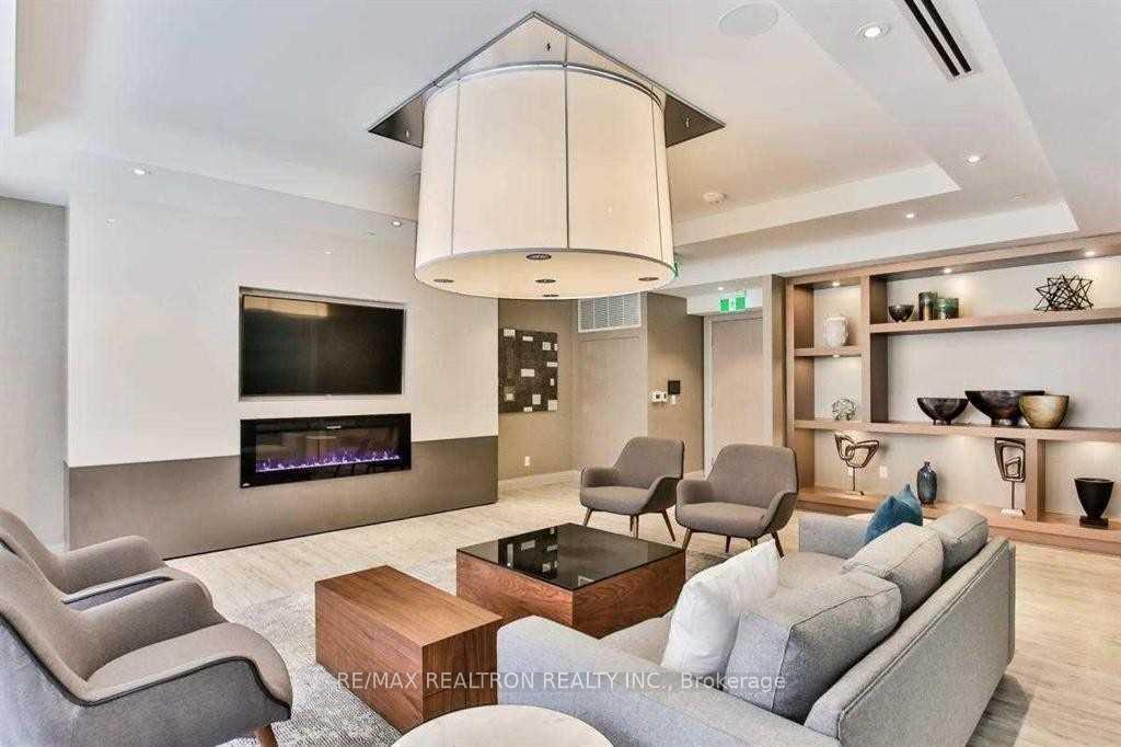 Photo 4 of Unit 3808, 50 Wellesley Street E, Toronto, Church-Yonge Corridor — HOMEH