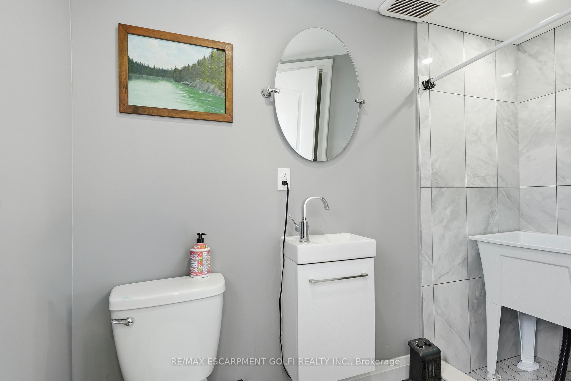 Photo 13 of 7186 Garner Road, Niagara Falls, Forestview — HOMEH