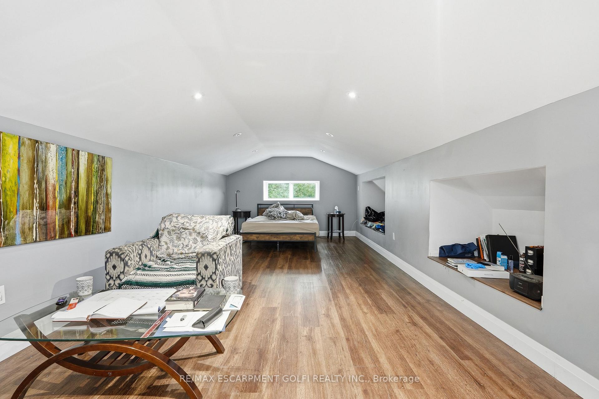 Photo 24 of 7186 Garner Road, Niagara Falls, Forestview — HOMEH
