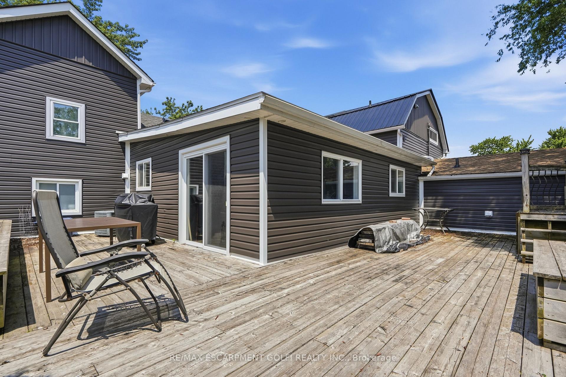Photo 25 of 7186 Garner Road, Niagara Falls, Forestview — HOMEH