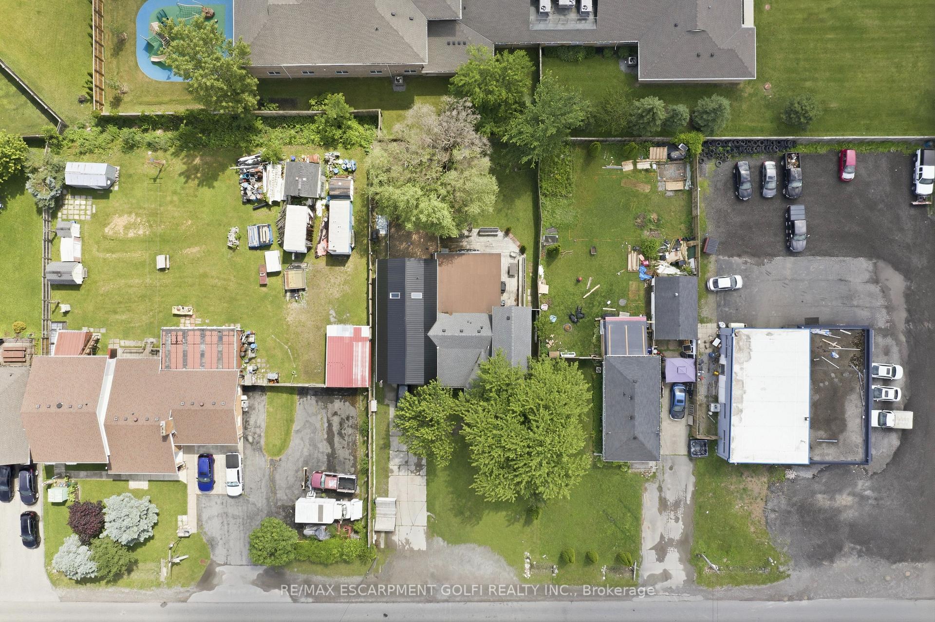 Photo 32 of 7186 Garner Road, Niagara Falls, Forestview — HOMEH