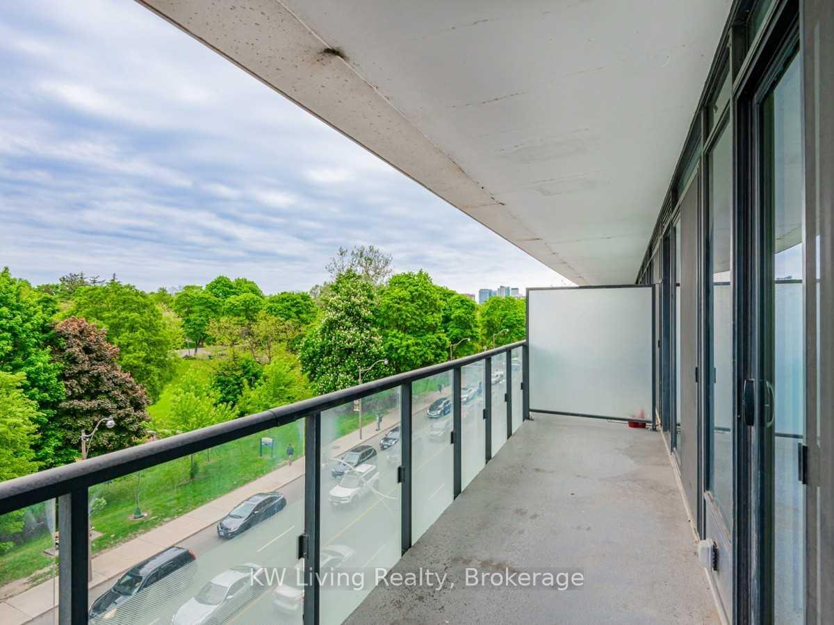 Photo 17 of Unit 409, 3018 Yonge Street, Toronto, Lawrence Park South — HOMEH