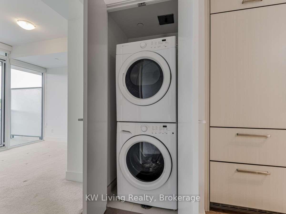 Photo 25 of Unit 409, 3018 Yonge Street, Toronto, Lawrence Park South — HOMEH