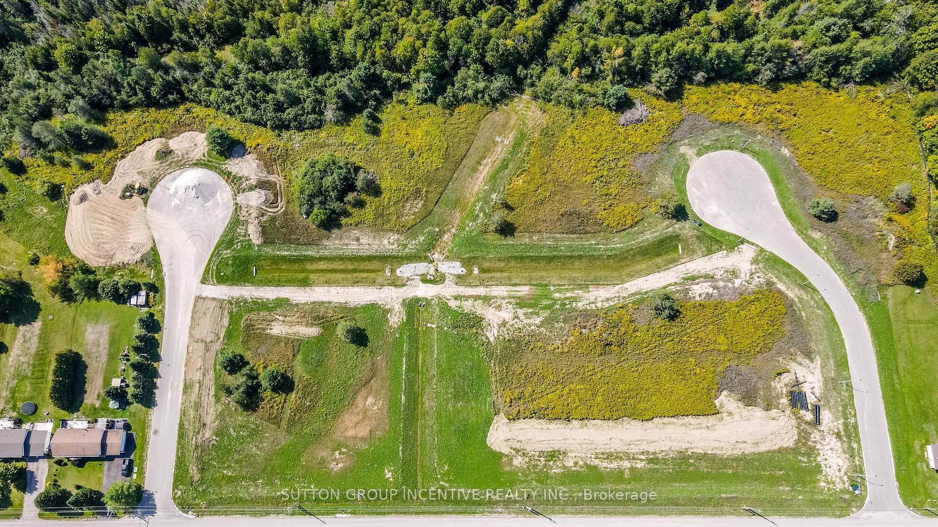 Photo 2 of 100 Scarlett Line, Springwater, Hillsdale — HOMEH