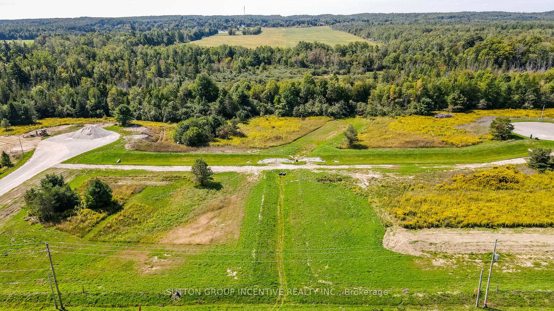 Photo 5 of 100 Scarlett Line, Springwater, Hillsdale — HOMEH