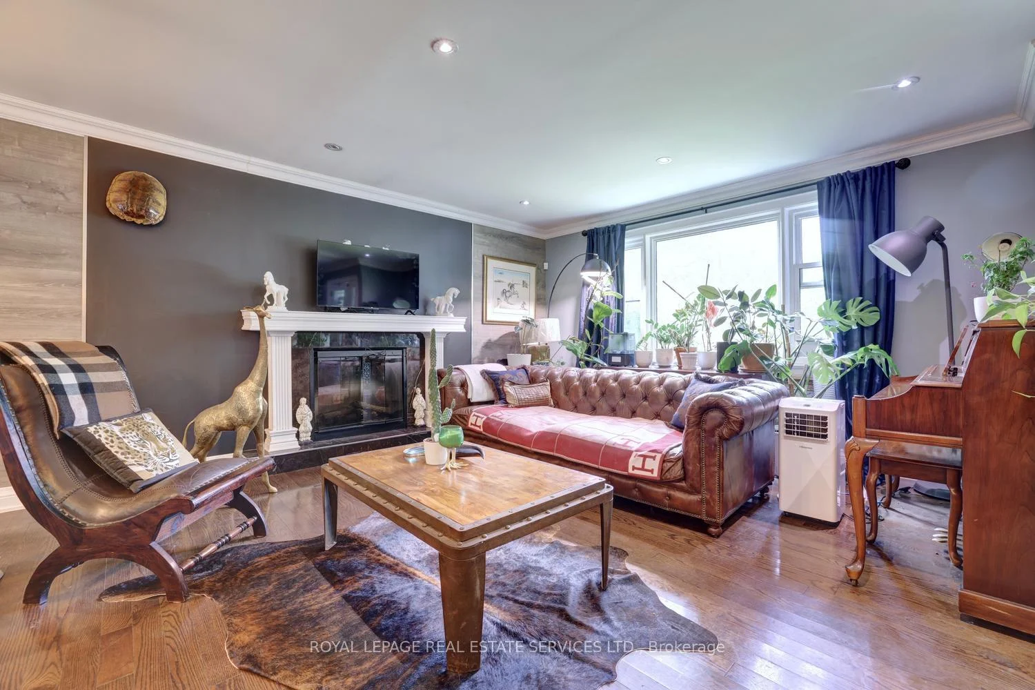 Photo 10 of 1028 Cedar Avenue, Burlington, LaSalle — HOMEH