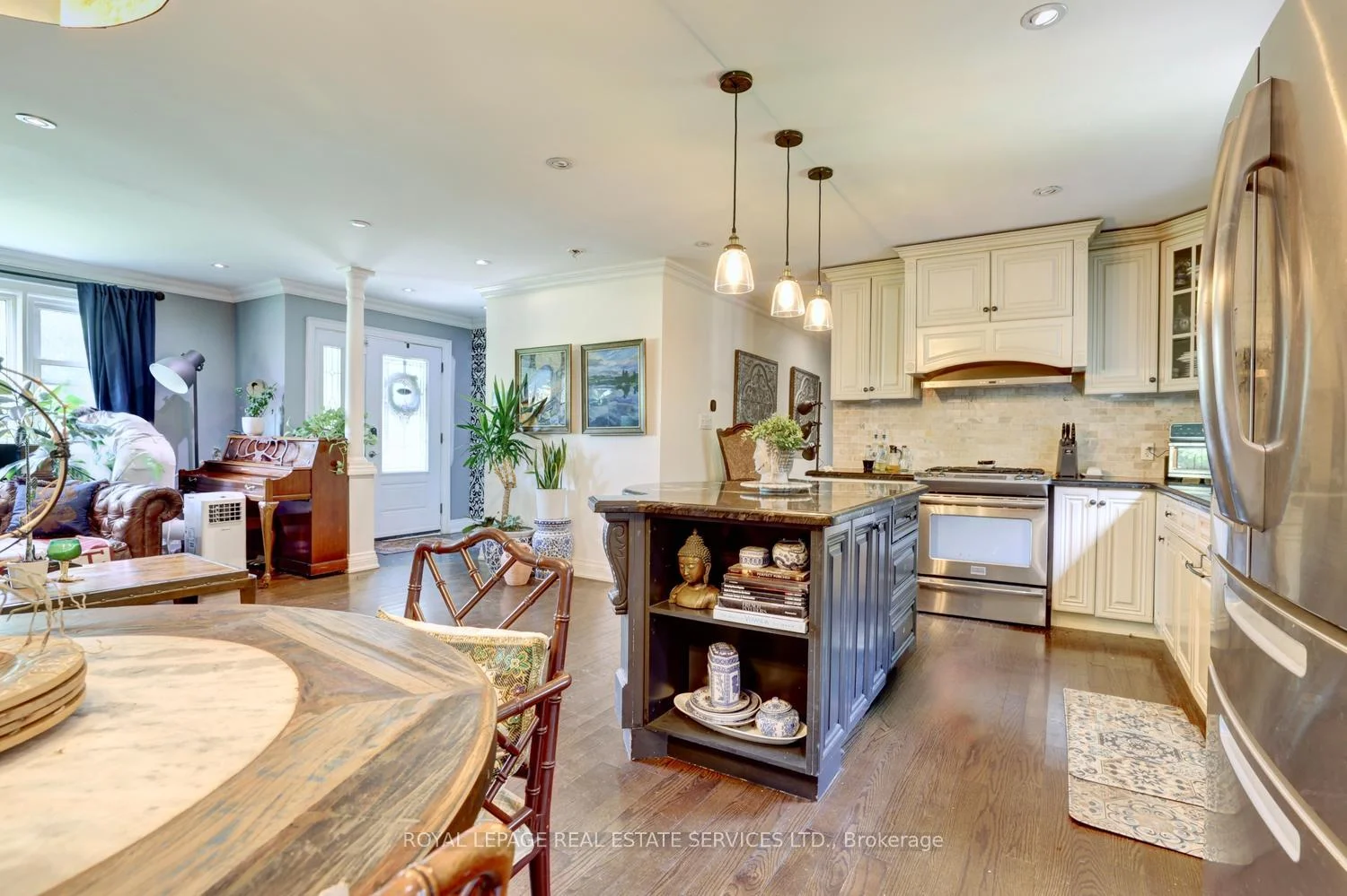 Photo 18 of 1028 Cedar Avenue, Burlington, LaSalle — HOMEH