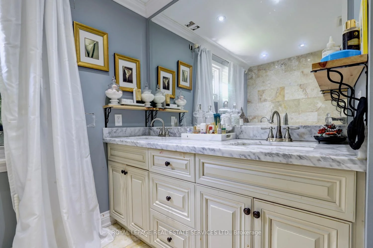 Photo 26 of 1028 Cedar Avenue, Burlington, LaSalle — HOMEH