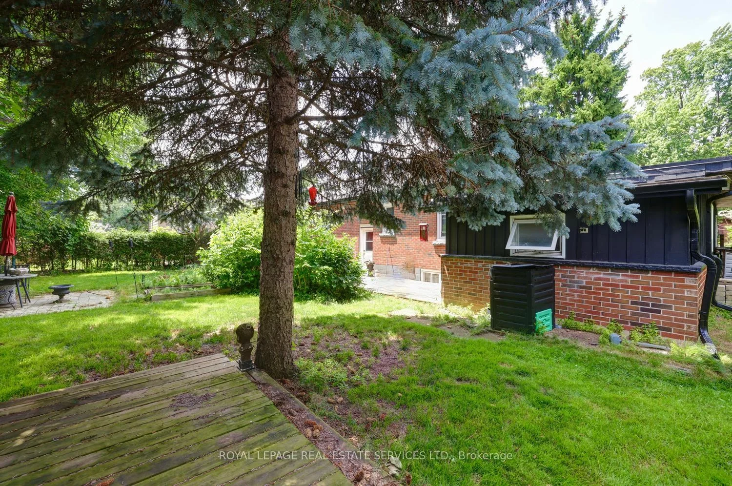 Photo 33 of 1028 Cedar Avenue, Burlington, LaSalle — HOMEH