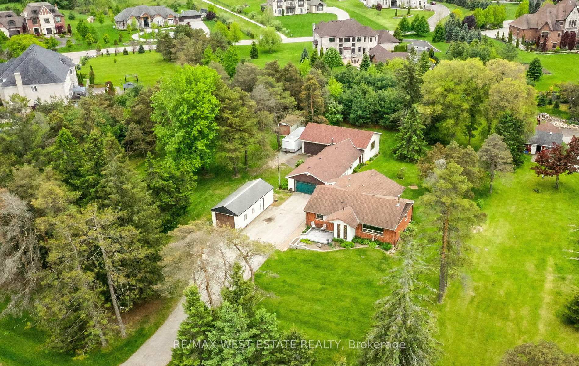 Photo 1 of 17522 Mount Hope Road, Caledon, Palgrave — HOMEH