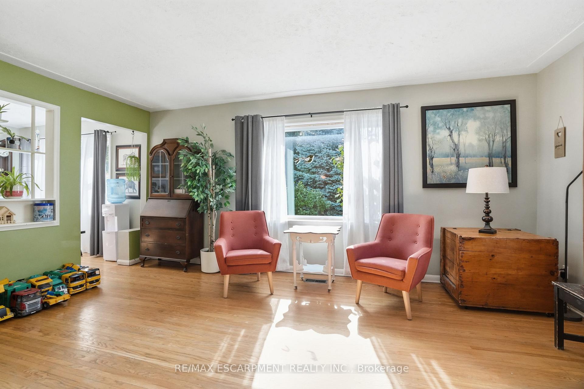 Photo 4 of 19 Victoria Street, Brant, Paris — HOMEH