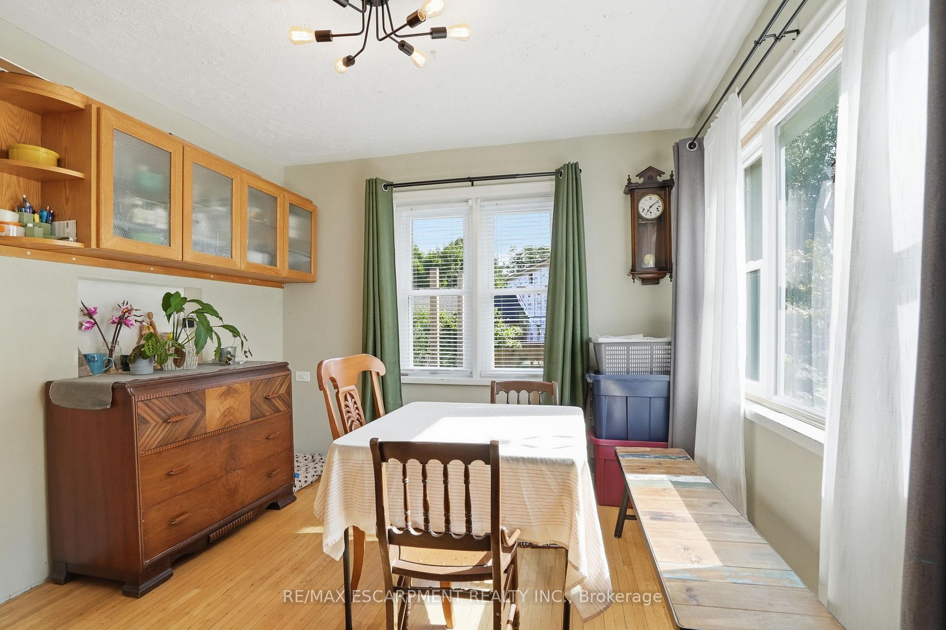 Photo 6 of 19 Victoria Street, Brant, Paris — HOMEH