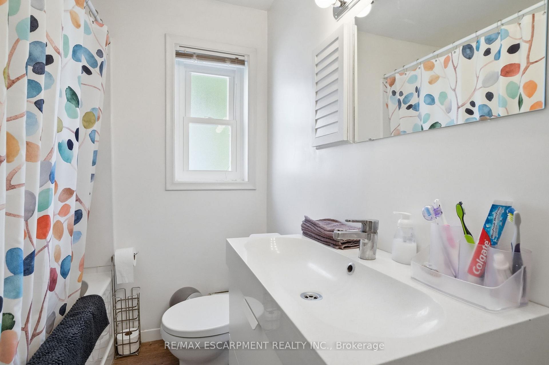 Photo 16 of 19 Victoria Street, Brant, Paris — HOMEH