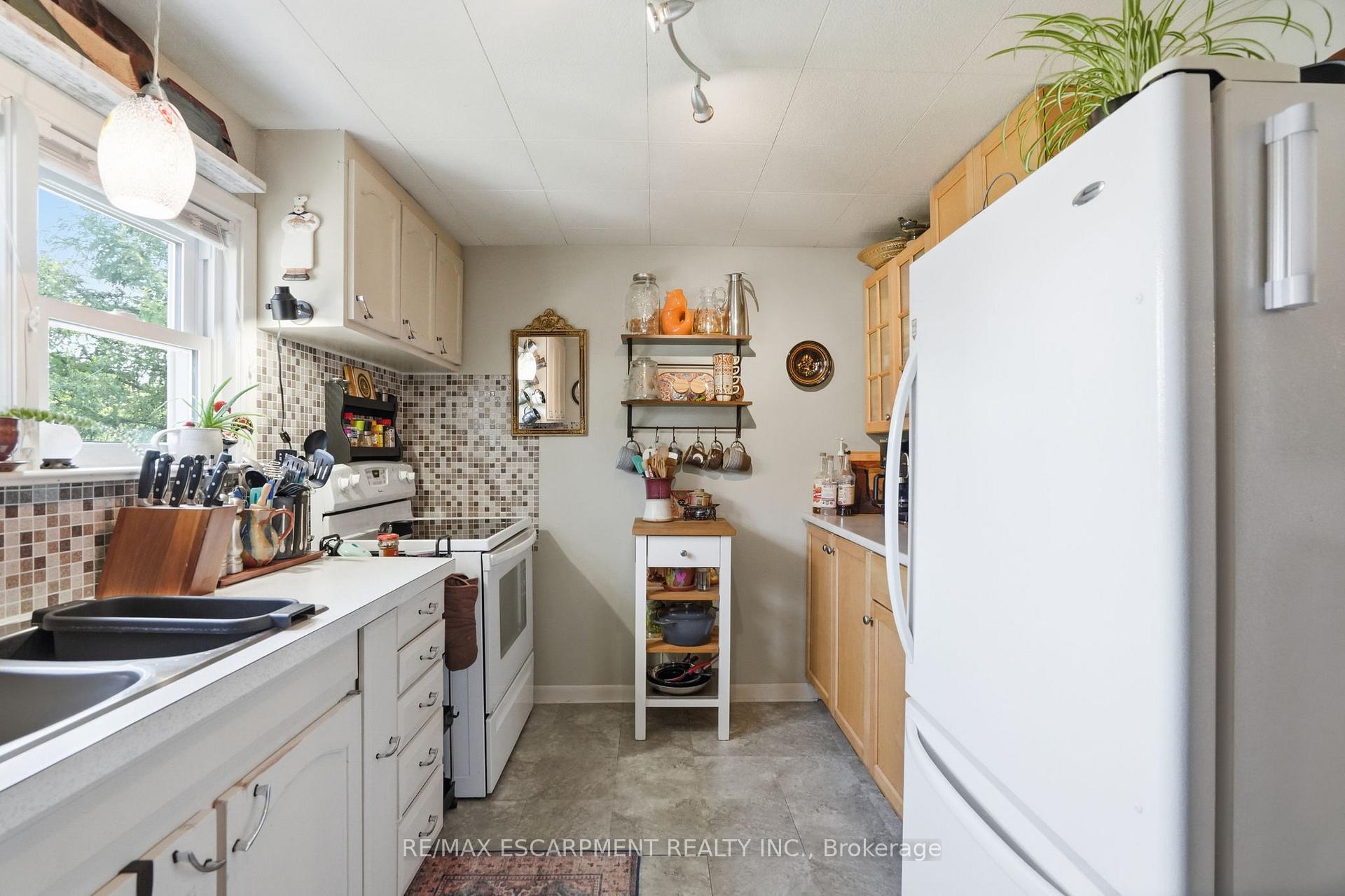 Photo 23 of 19 Victoria Street, Brant, Paris — HOMEH