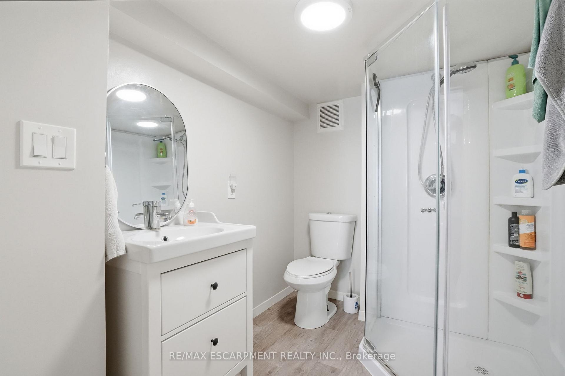 Photo 44 of 19 Victoria Street, Brant, Paris — HOMEH