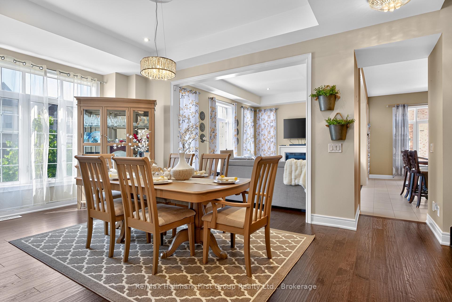 Photo 9 of 22 Hayeraft Street, Whitby, Rural Whitby — HOMEH