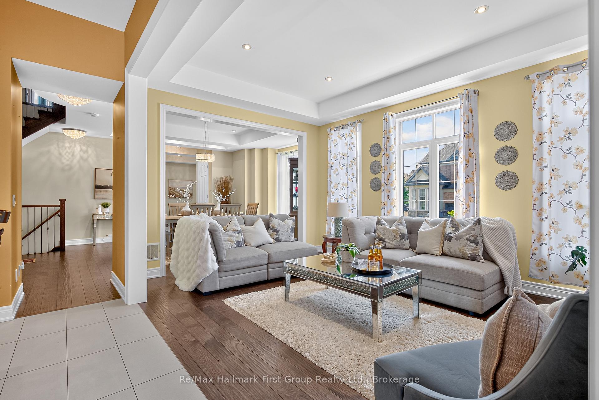 Photo 13 of 22 Hayeraft Street, Whitby, Rural Whitby — HOMEH