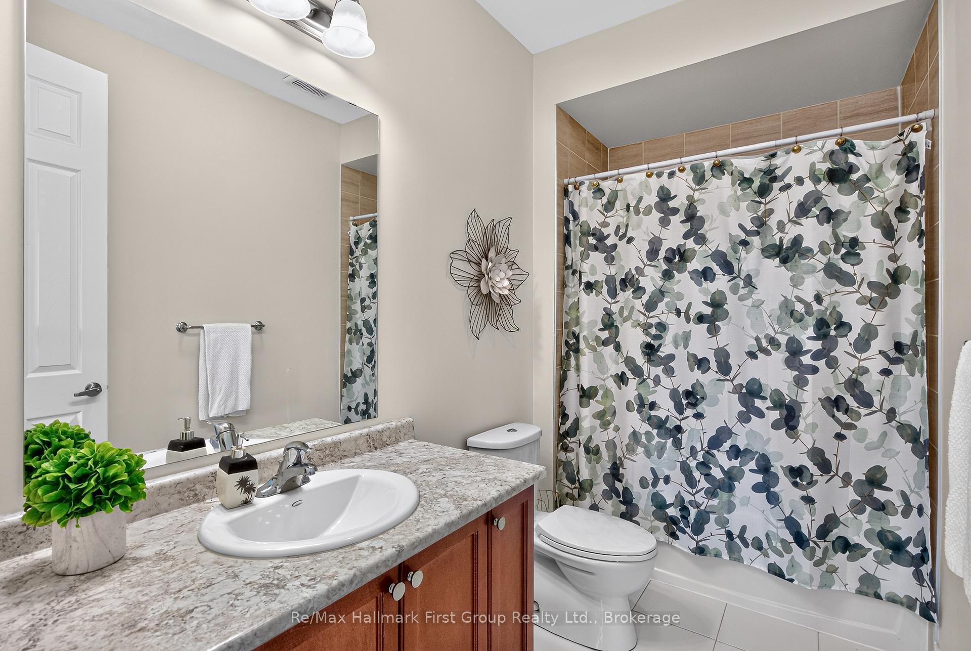 Photo 26 of 22 Hayeraft Street, Whitby, Rural Whitby — HOMEH